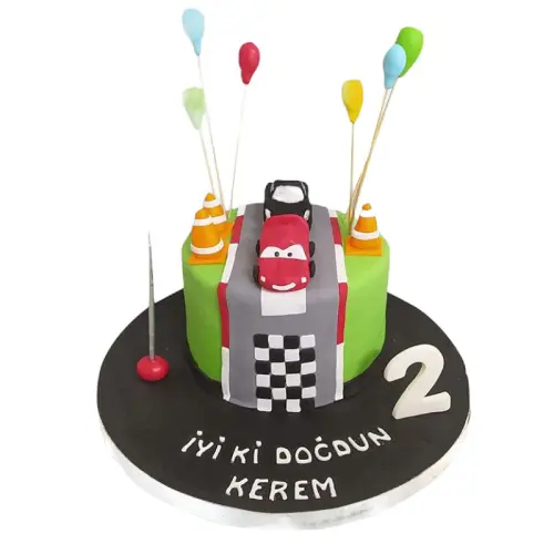 Şimşek Mcqueen Yarış Doğum Günü Pastası