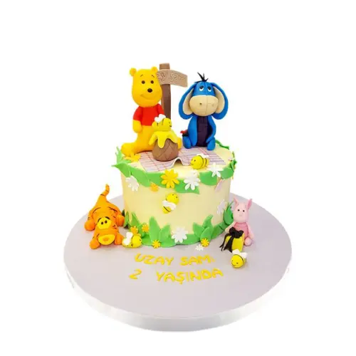 Winnie the Pooh Doğum Günü Pastası