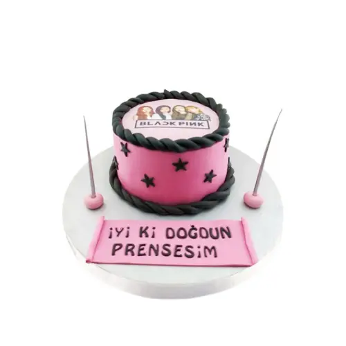 Black Pink Doğum Günü Pastası